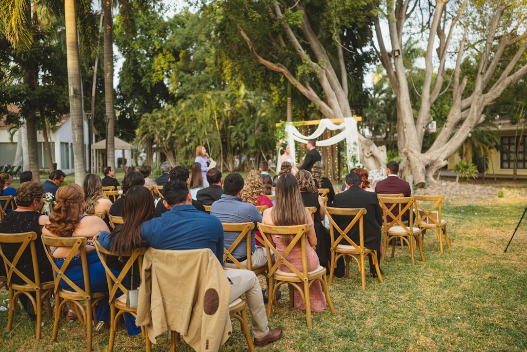 Le Mariage Onirique : Miroir de l’Âme et des Désirs Enfouis