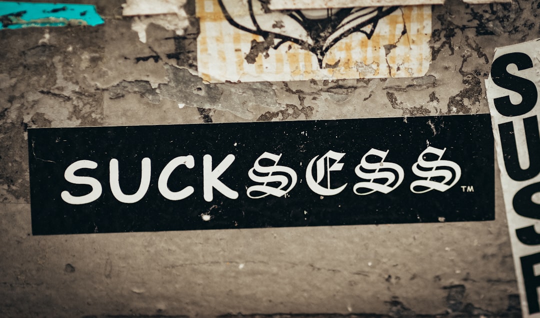 L’Argent Révélé : Une Plongée Psychanalytique dans le Rêve de sa Découverte